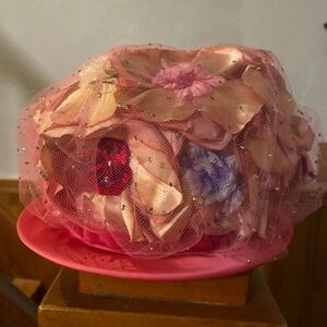 Vintage 1950s or 1960’s Floral Hat w Sparkly Veil Women’s OS special occasion